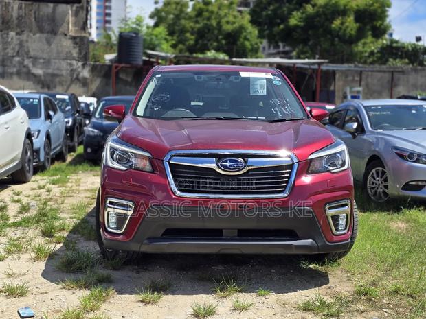 Subaru Forester Premium AWD 2019 Burgundy