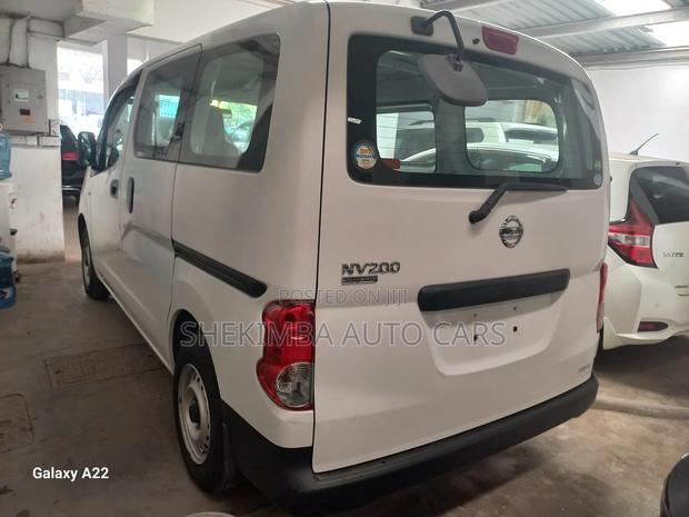 Nissan NV200 2019 White