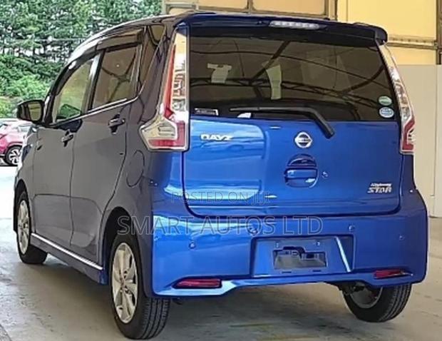 Nissan Dayz Highway Star X 2018 Blue