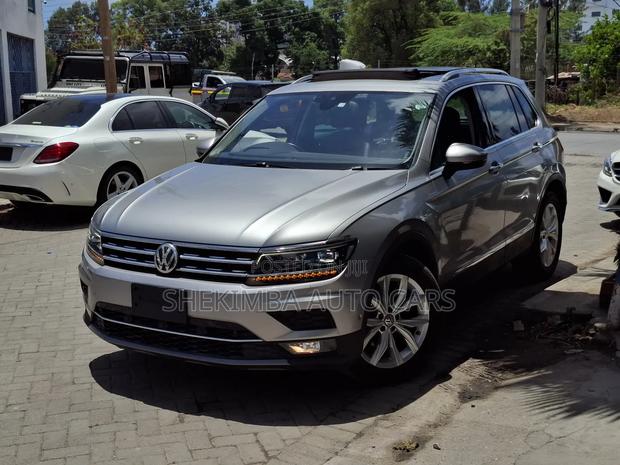 Volkswagen Tiguan 2019 Gray