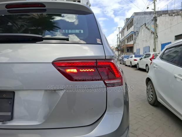 Volkswagen Tiguan 2019 Gray