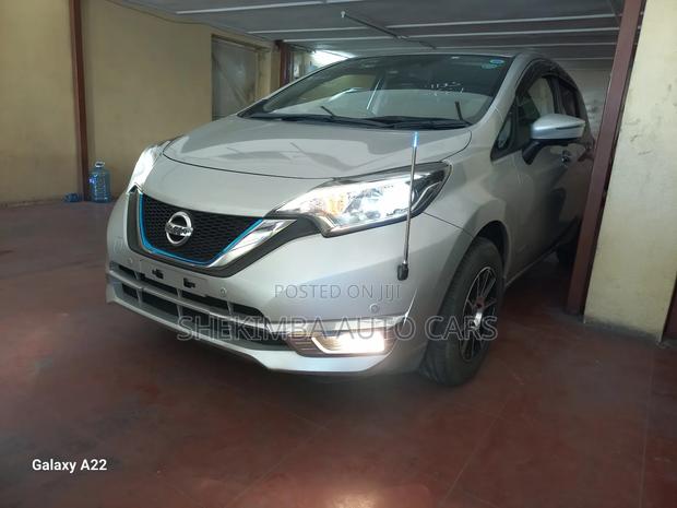 Nissan Note 1.2 Hybrid 2019 Silver