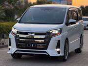 Toyota Noah 2018 Pearl for sale
