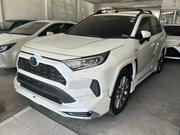 Toyota RAV4 XLE Premium AWD 2019 White for sale