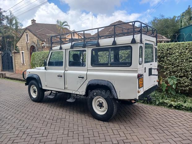Land Rover Defender 1995 White