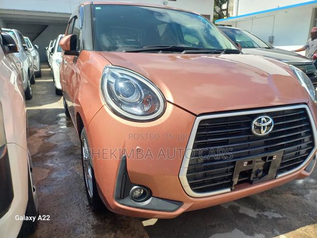 Toyota Passo 1.0 FWD 2019 Orange