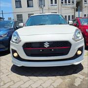 Suzuki Swift RS 2018 White for sale