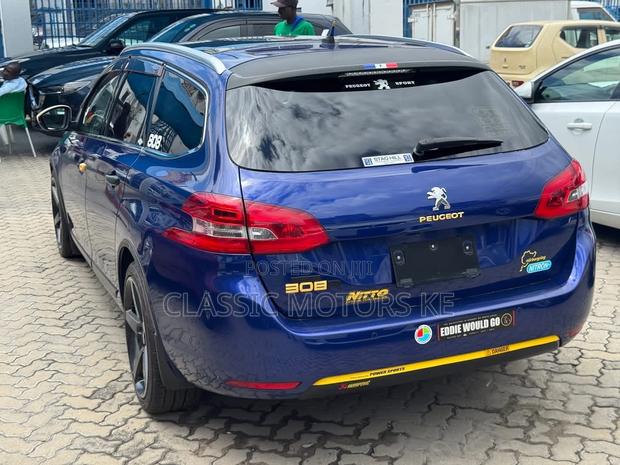 Peugeot 308 2018 Blue