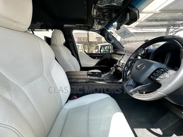 Lexus LX LX 600 2023 Gray