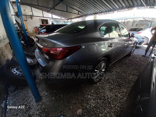 Nissan Skyline 2019 Gray