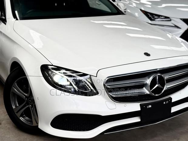 Mercedes-Benz E200 2018 White