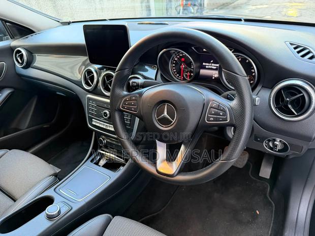 Mercedes-Benz CLA-Class CLA 180 d Sedan 2018 Black