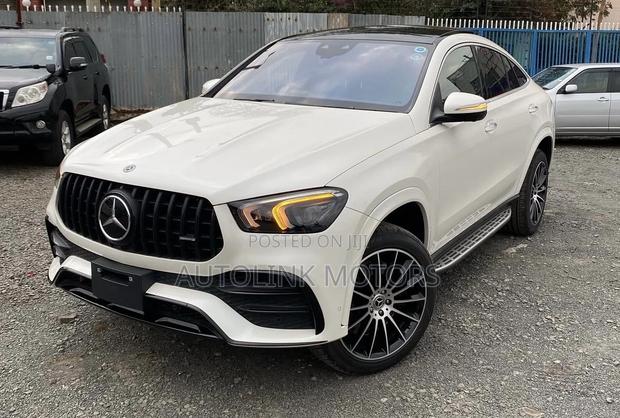 Mercedes-Benz GLE-Class GLE 400d 4MATIC 2020 White