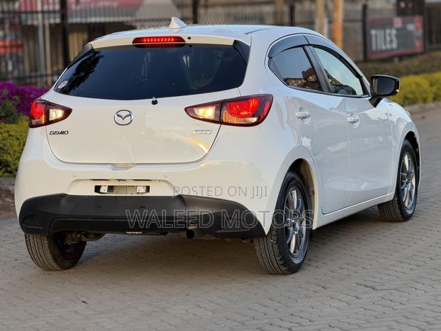 Mazda Demio 2019 Pearl