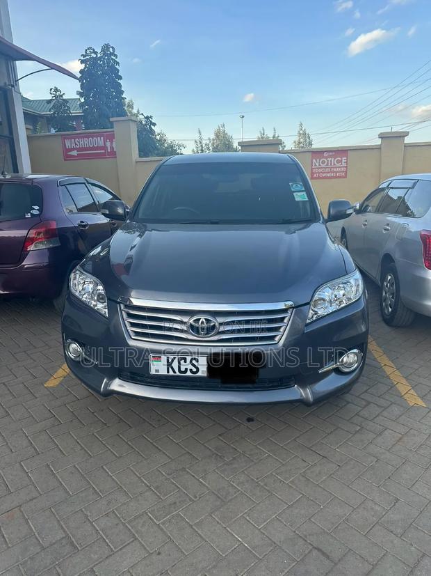 Toyota RAV4 2011 Gray