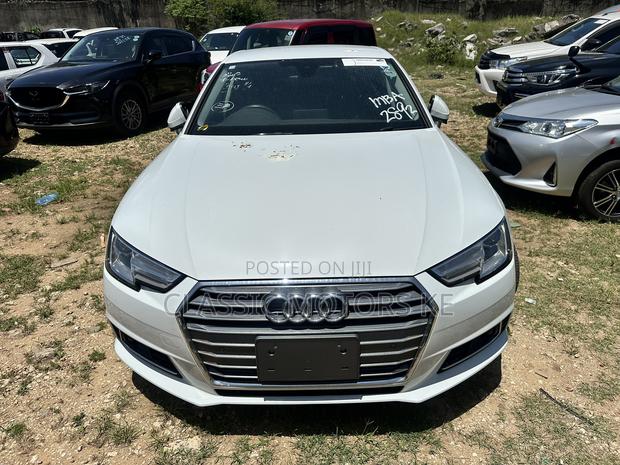 Audi A4 2.0T Premium AWD quattro 2019 White