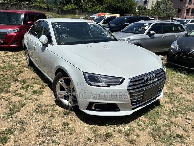 Audi A4 2.0T Premium AWD quattro 2019 White