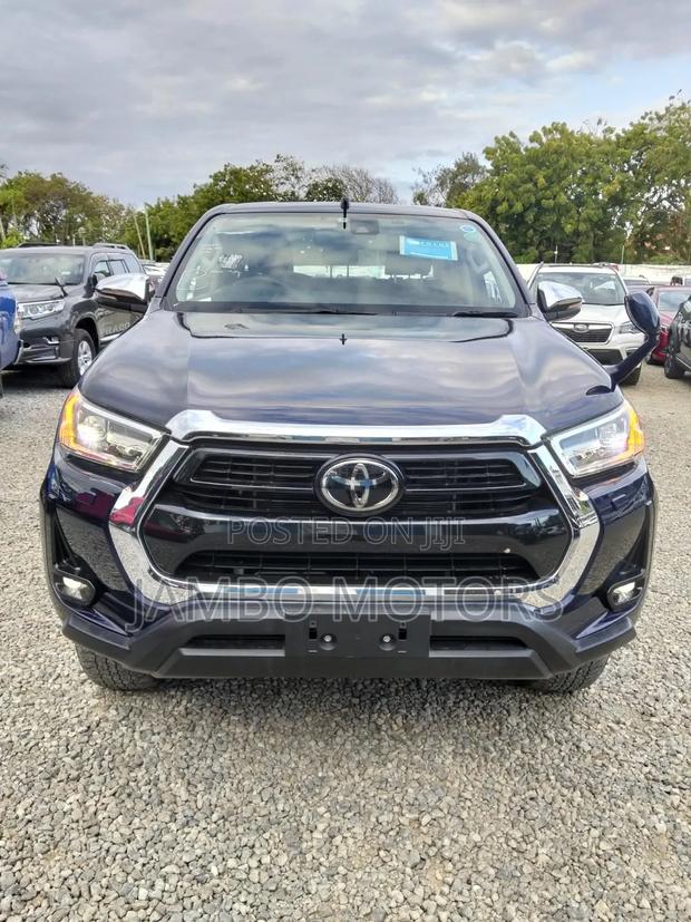 Toyota Hilux Revo Double Cab Deisel 2.4 RWD 2021