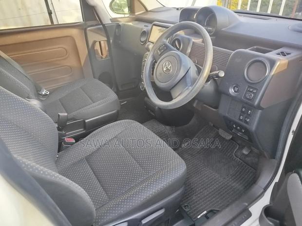 Toyota Porte 2018 White