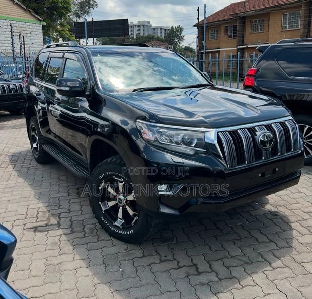 Toyota Land Cruiser Prado 2.8 2021 Black