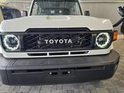 New Toyota Land Cruiser 2023 White for sale