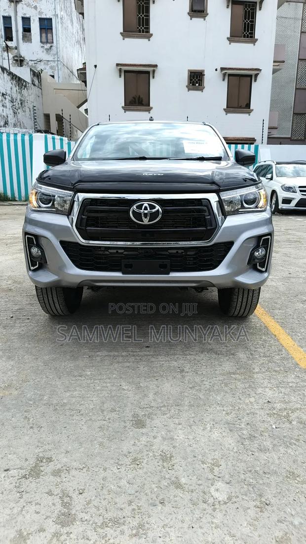 Toyota Hilux Revo Single Cab Deisel 2.8 AWD 2019 Silver