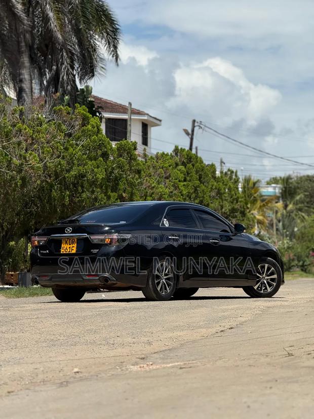 Toyota Mark X 2.5 AWD 2017 Black