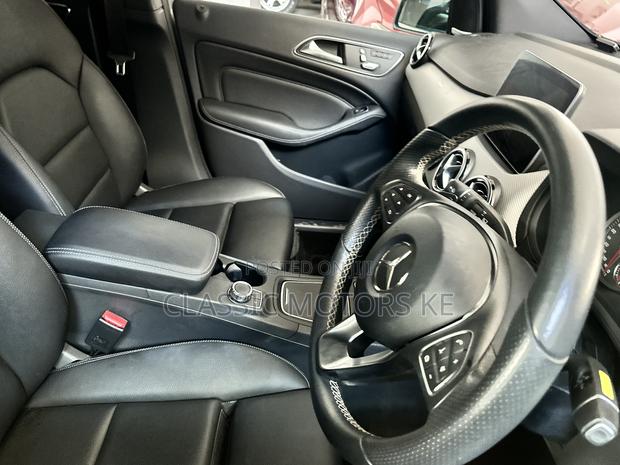 Mercedes-Benz B-Class B180 Petrol 2018 Gray