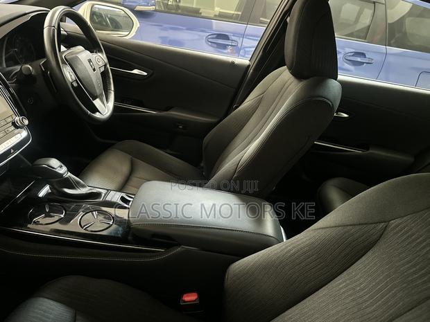 Toyota Crown 2019 White