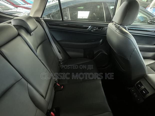 Subaru Outback 2.5i AWD 2019 Gray