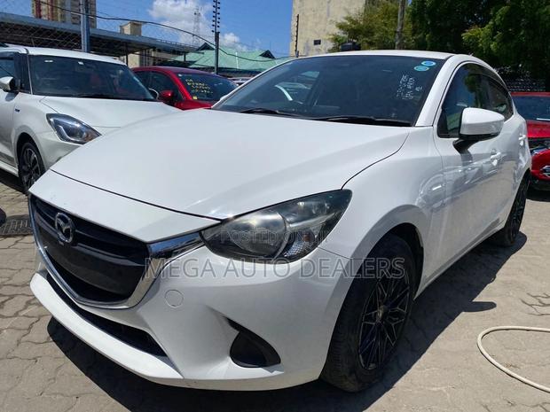Mazda Demio 2018 White
