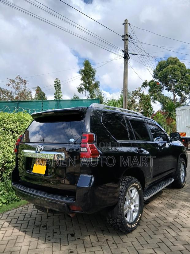 Toyota Land Cruiser Prado 4.0 Petrol TX 2009 Black
