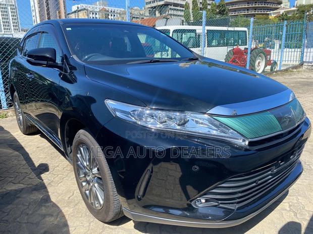 Toyota Harrier 2018 Black