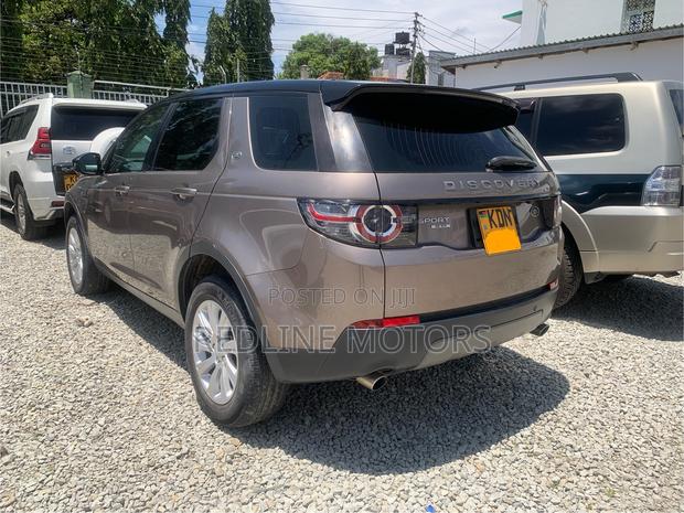 Land Rover Discovery Sport SE 2015 Gray