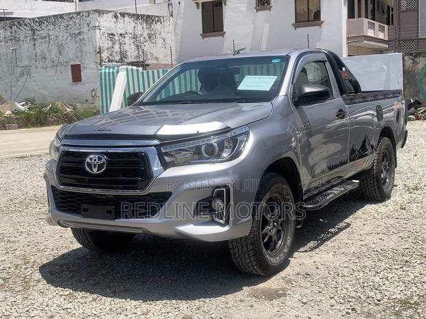Toyota Hilux Revo Single Cab Deisel 2.8 AWD 2020 Gray