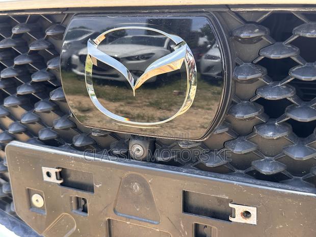 Mazda 2 2019 Beige