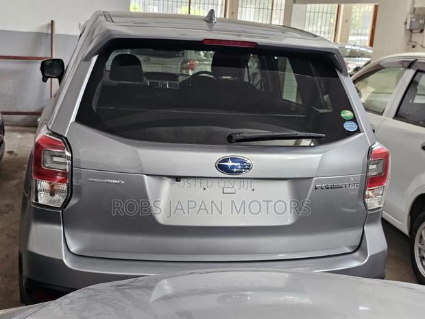 Subaru Forester 2.5i Limited AWD 2018 Silver