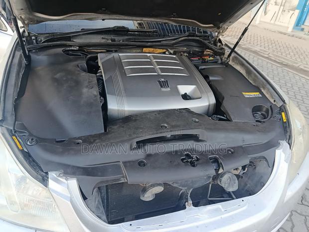 Toyota Crown 2012 Silver