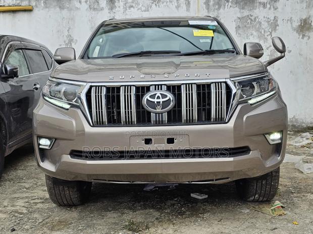 Toyota Land Cruiser Prado 2.8 2019 Brown