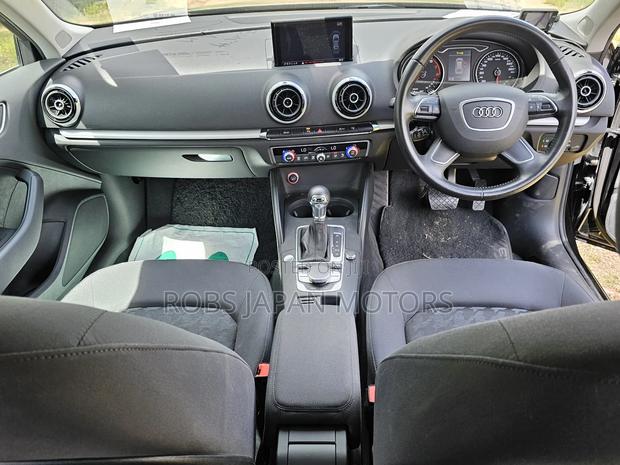 Audi A3 2.0T Tech Premium FWD 2018 Black