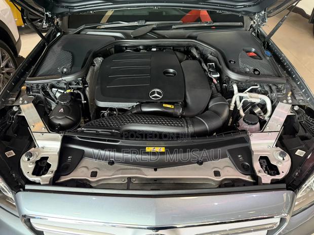 Mercedes-Benz E200 2019 Black