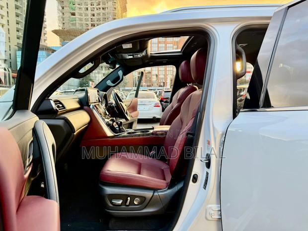 Lexus LX LX 600 2023 White
