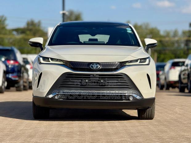 Toyota Harrier 2.0 2020 White