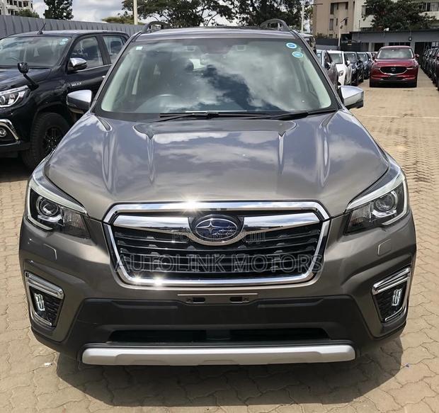 Subaru Forester 2018 Gray