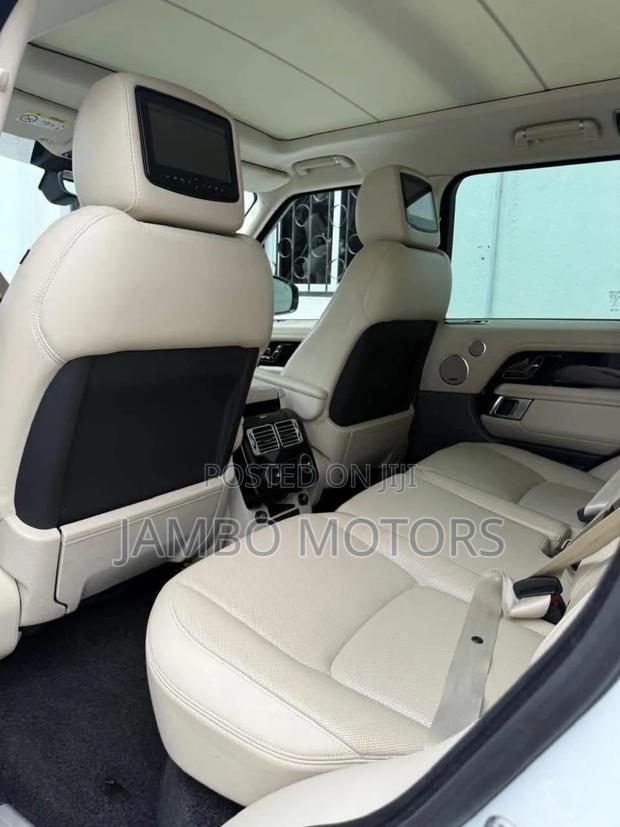 Land Rover Range Rover Vogue 2019 White