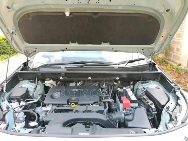 Toyota RAV4 Adventure AWD 2020 Green