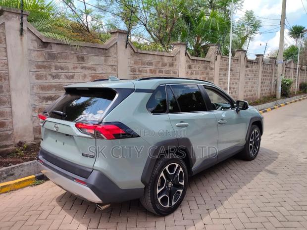 Toyota RAV4 Adventure AWD 2020 Green