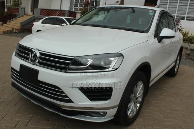Volkswagen Touareg 2018 White