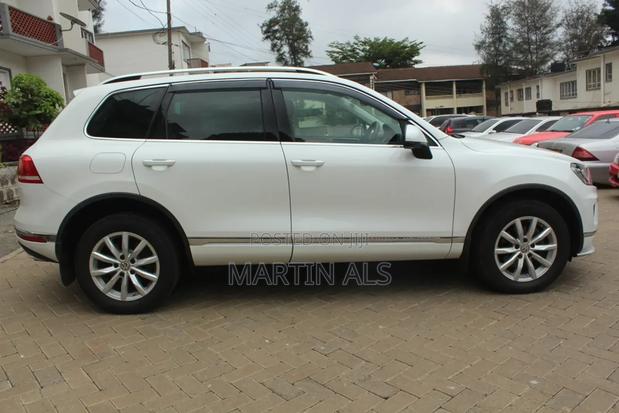 Volkswagen Touareg 2018 White