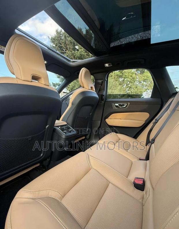 Volvo XC60 T5 Inscription AWD 2018 Gray